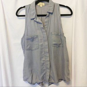 Cloth & Stone Sleeveless Button Down Collared Top